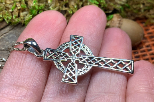Foellan Celtic Knot Cross Necklace | Pendant | Wiccan Center
