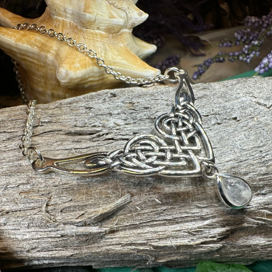 Sara Celtic Knot Necklace in Sterling Silver | Necklet | Wiccan Center