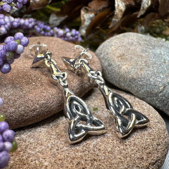 Mother's Knotwork Celtic Earrings in Sterling Silver | Post Earrings | Wiccan Center