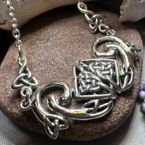 Liadawn Celtic Trinity Knot Necklace in Sterling Silver