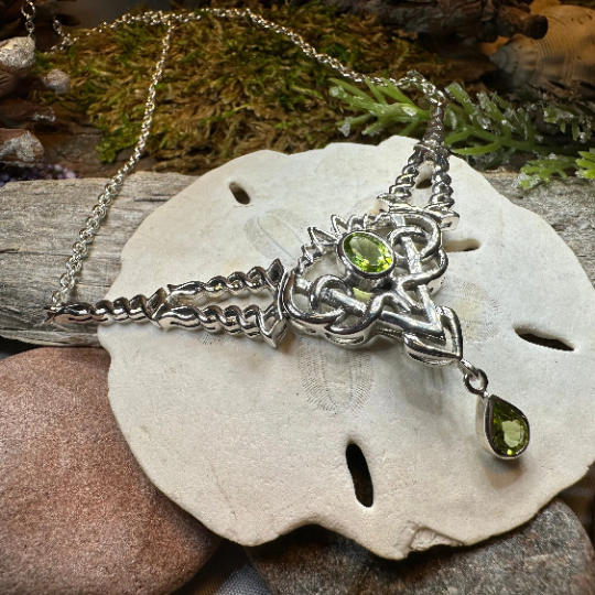 Celtic Queen Necklace in Sterling Silver