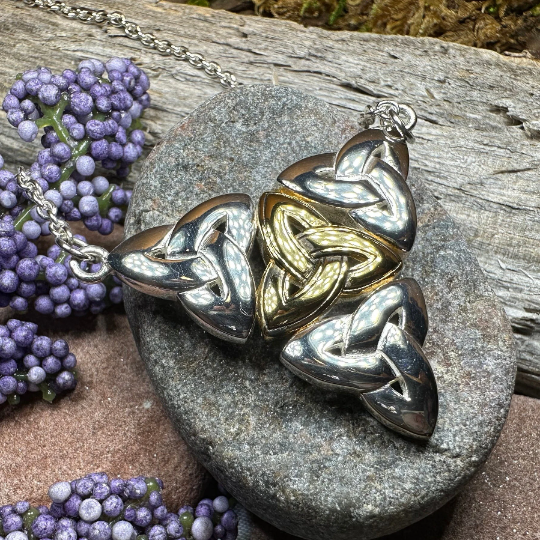 Kassity Celtic Trinity Knot Necklace in Sterling Silver | Necklet | Wiccan Center