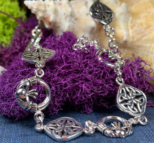 Kira Irish Claddagh Celtic Knot Bracelet in Sterling Silver | Link Bracelet | Wiccan Center