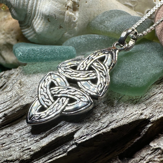 Ethne Celtic Trinity Knot Necklace in Sterling Silver
