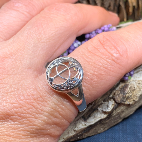 Chalice Well Ring in Sterling Silver