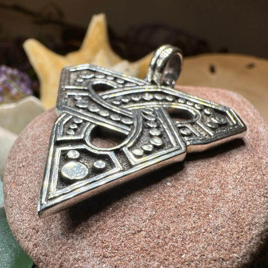 Inner Strength Trinity Knot Necklace | Pendant | Wiccan Center
