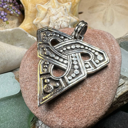 Inner Strength Trinity Knot Necklace | Pendant | Wiccan Center