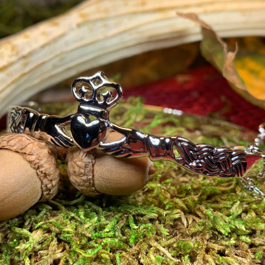 Claddagh Irish Bracelet | Cuff Bracelet | Wiccan Center