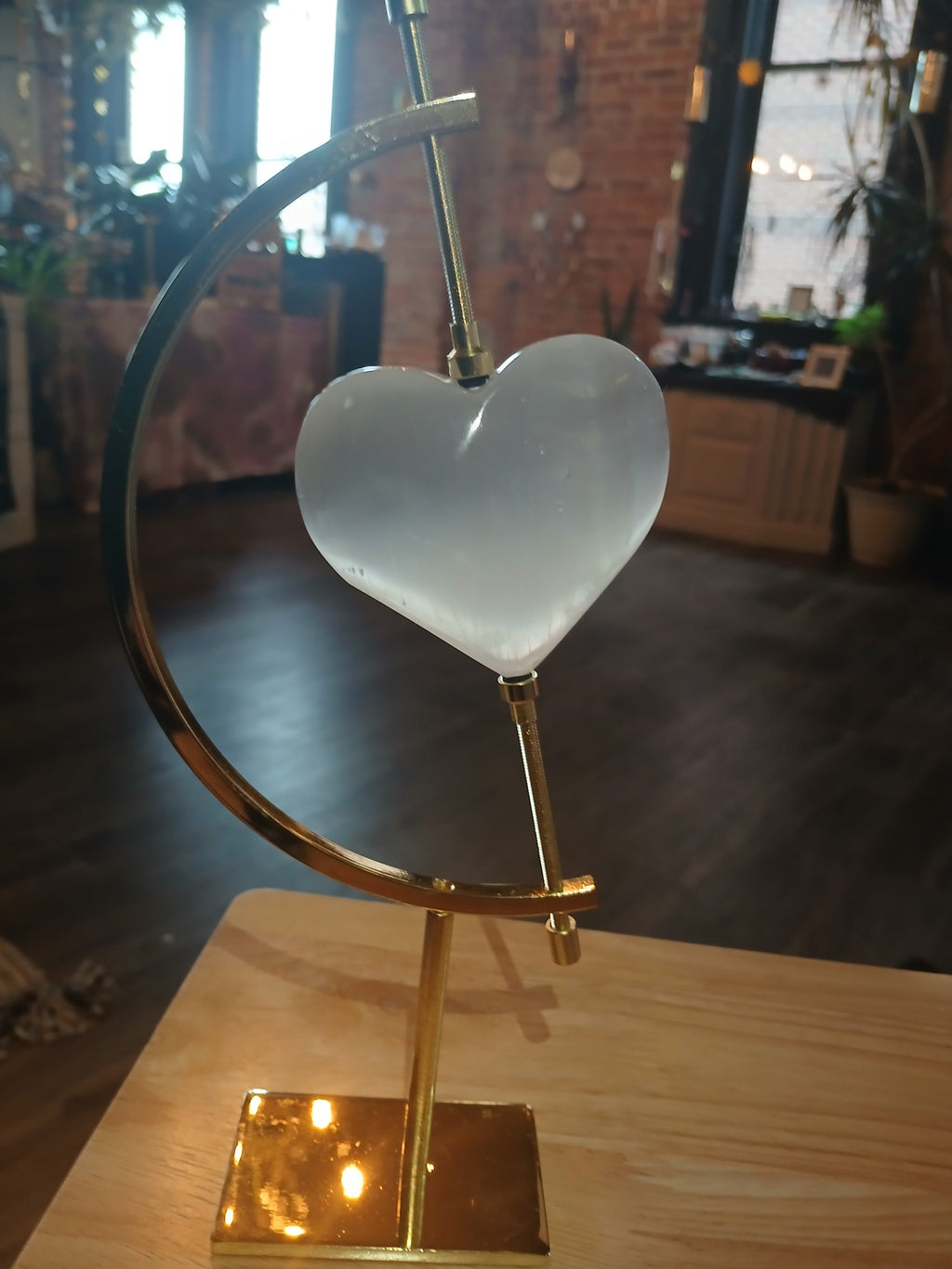 Selenite Heart (50–60 mm) – Cleansing • Peace • Divine Light | | Wiccan Center