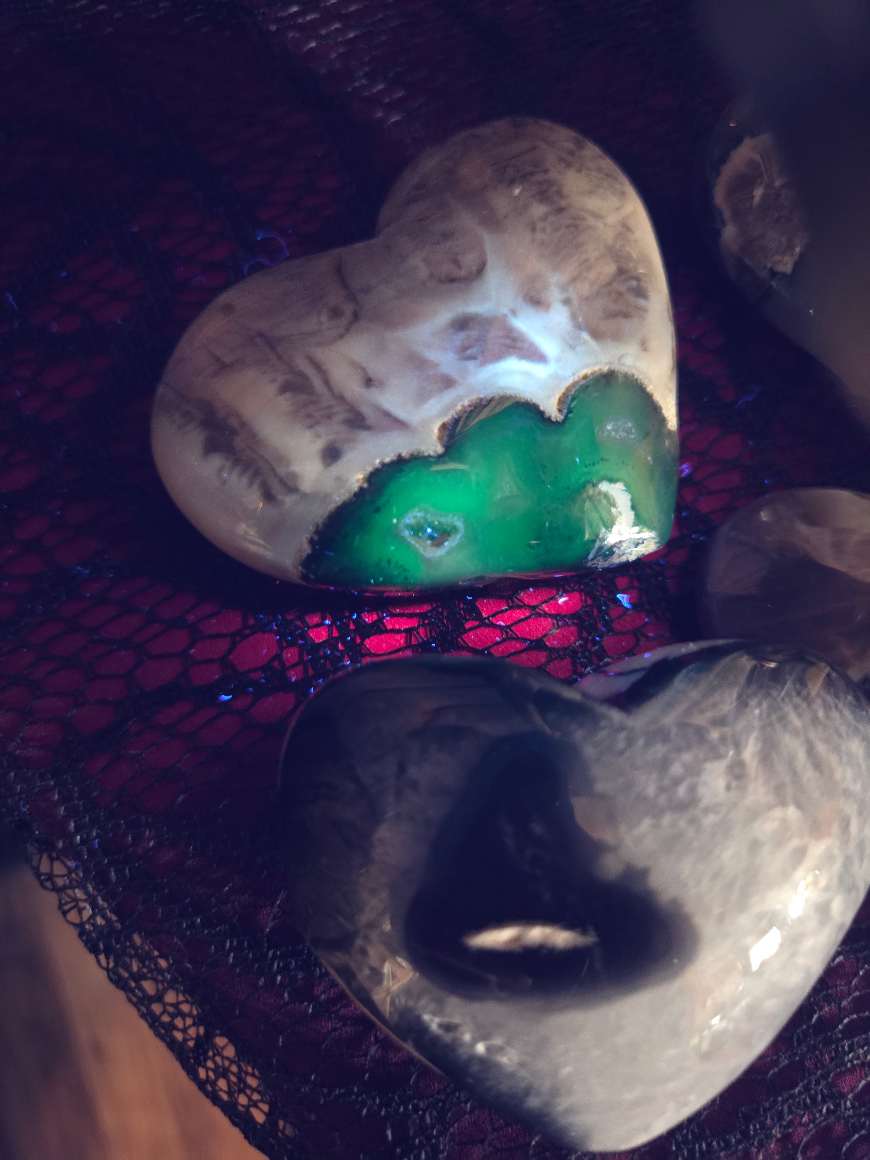 Volcanic Agate Polished Heart – Strength • Transformation • Luminous Energy (UV Reactive Green Glow) | | Wiccan Center