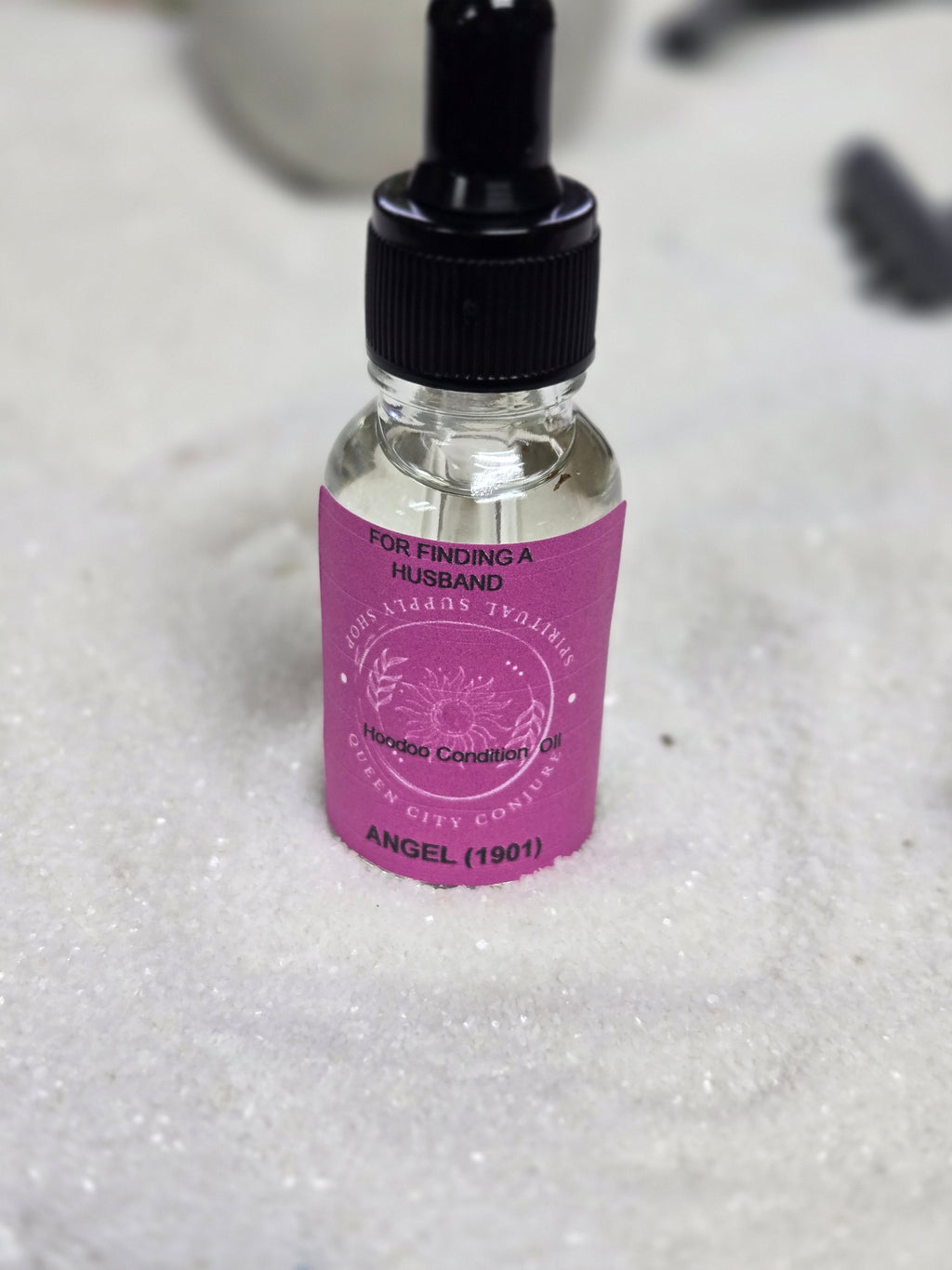1901 Angel Oil - Divine Love & Soulmate Attraction Hoodoo Oil | Spiritual Oil | Wiccan Center