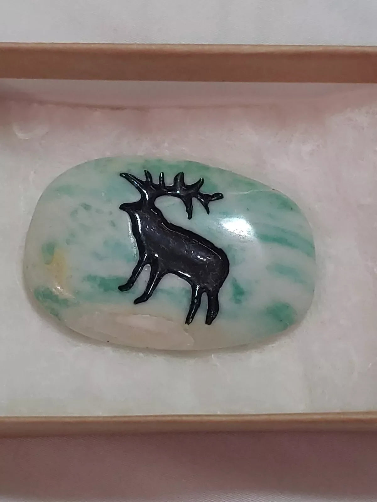 GeoCentral Tribal Elk Rune Stone – Strength, Protection & Grounding Energy Crystal