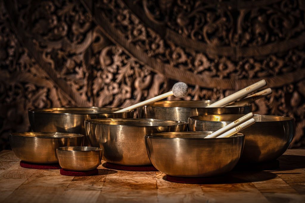 Chakra Metal Singing Bowl Set - 7 Handmade Sound Healing Bowls | Chakra Singing Bowl Set | Wiccan Center