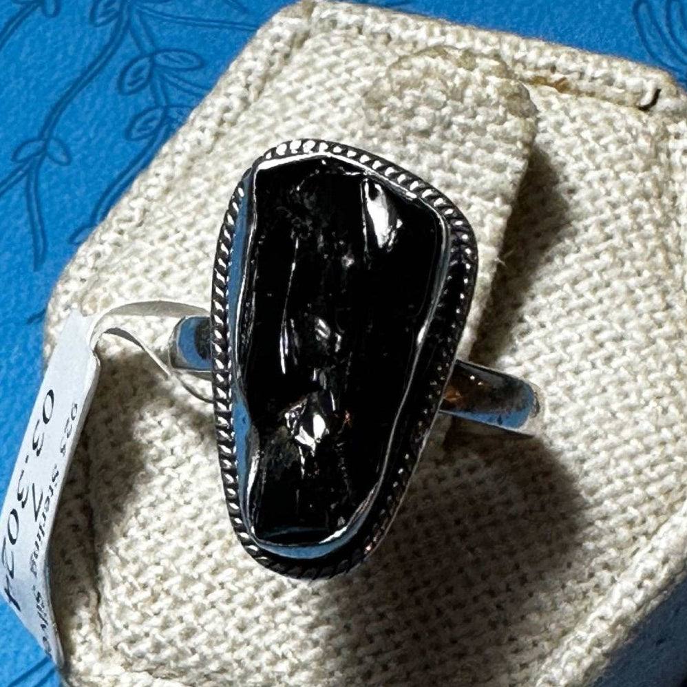 Shungite Ring (03.3024) | Rings | Wiccan Center
