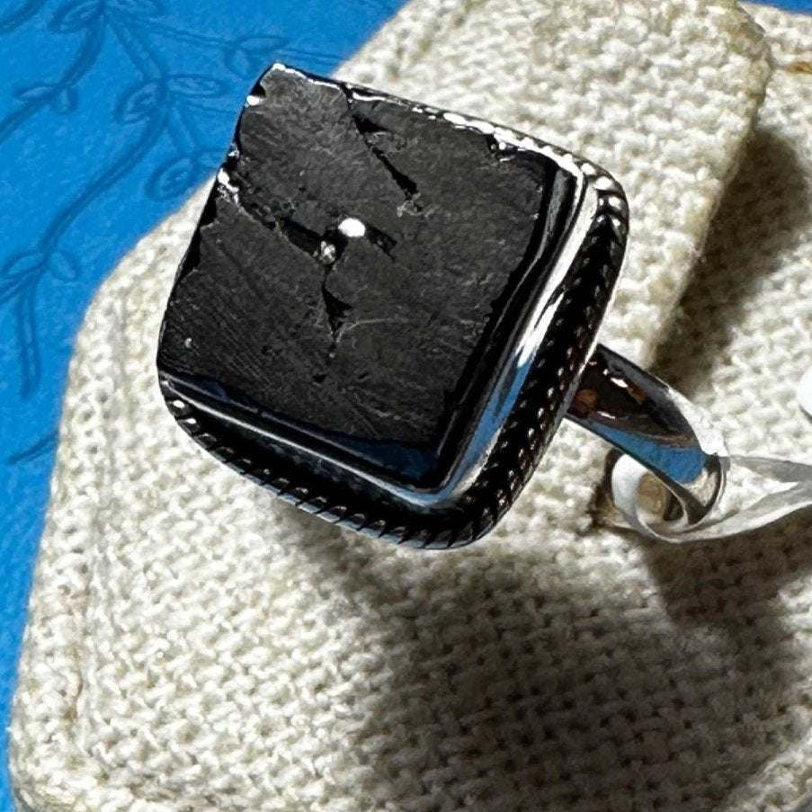 Shungite Ring (03.3024) | Rings | Wiccan Center