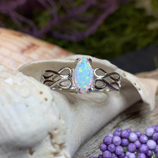 Scottish Lochmist Celtic Ring | Ring | Wiccan Center