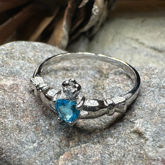 Dalkey Petite Claddagh Ring | Ring | Wiccan Center