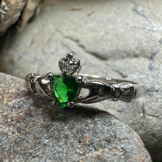 Dalkey Petite Claddagh Ring | Ring | Wiccan Center