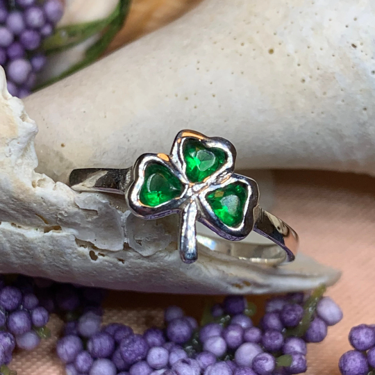 Emerald Isle Irish Shamrock Ring in Sterling Silver | Ring | Wiccan Center
