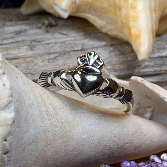 Dunlavin Claddagh Ring | Ring | Wiccan Center