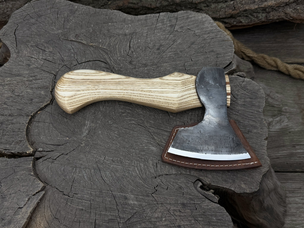 Small Carving Axe with Belt Loop, 0.47 kg (1 lb)