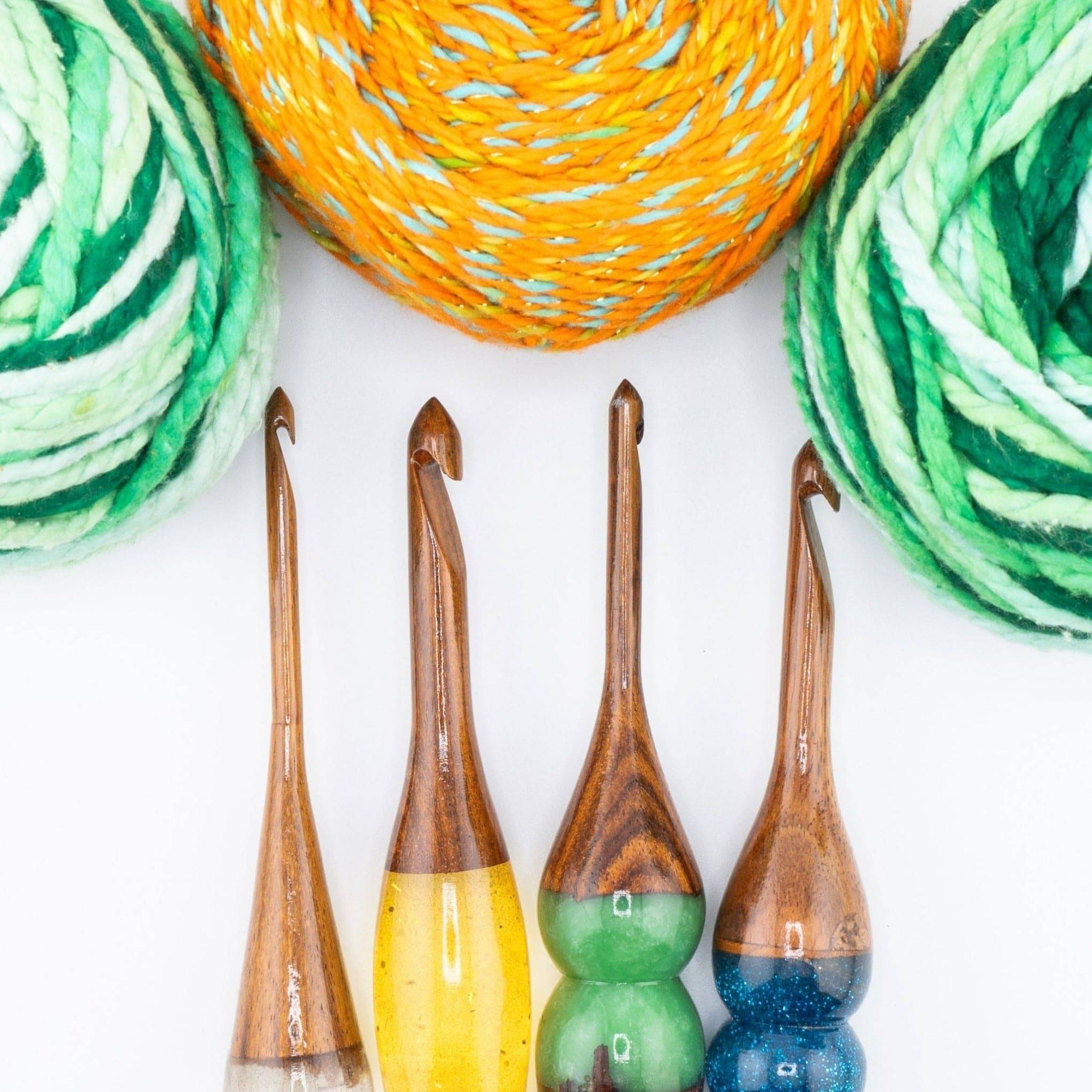 Sparkle Rosewood Crochet Hook | Notions and Tools | Wiccan Center