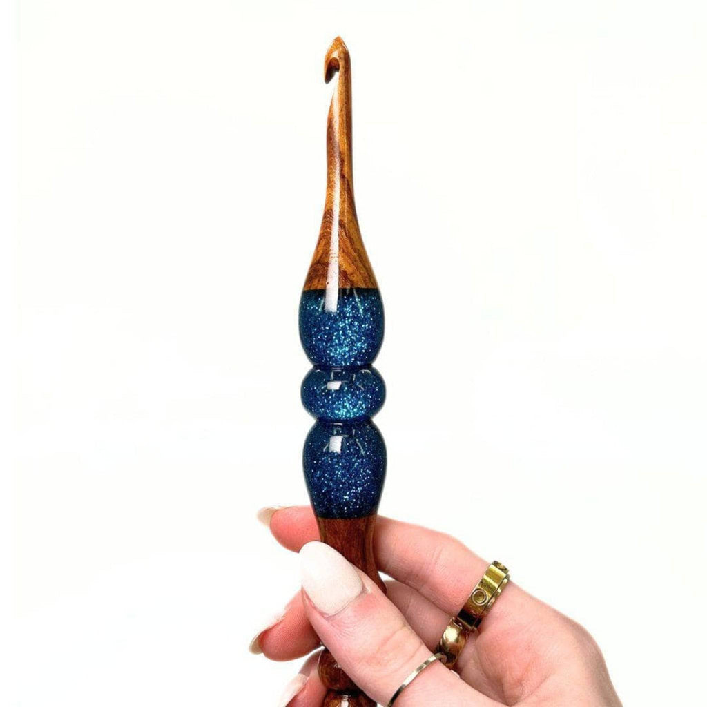 Sparkle Rosewood Crochet Hook | Notions and Tools | Wiccan Center