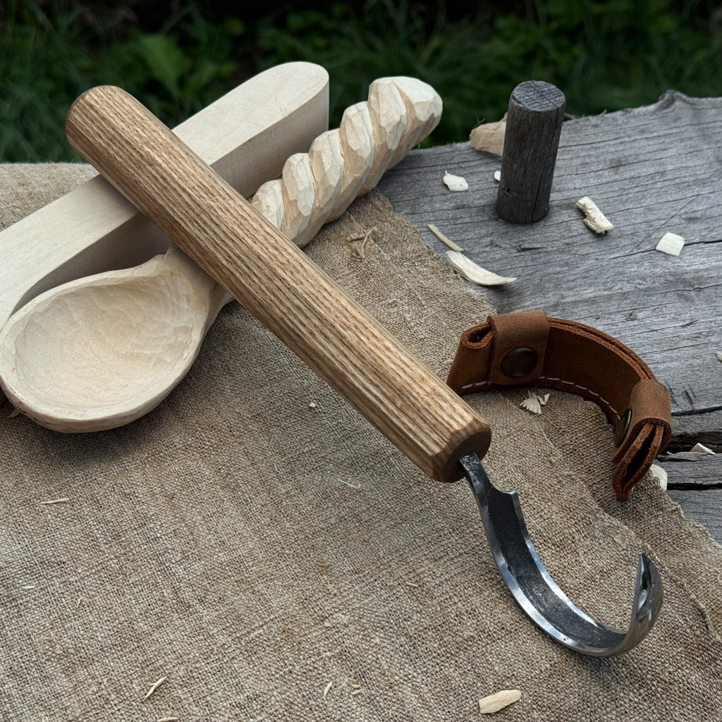 Spoon Carving Hook Knife – Large Radius Curve 5.5 cm (2.17 inches) | Hook Knife | Wiccan Center