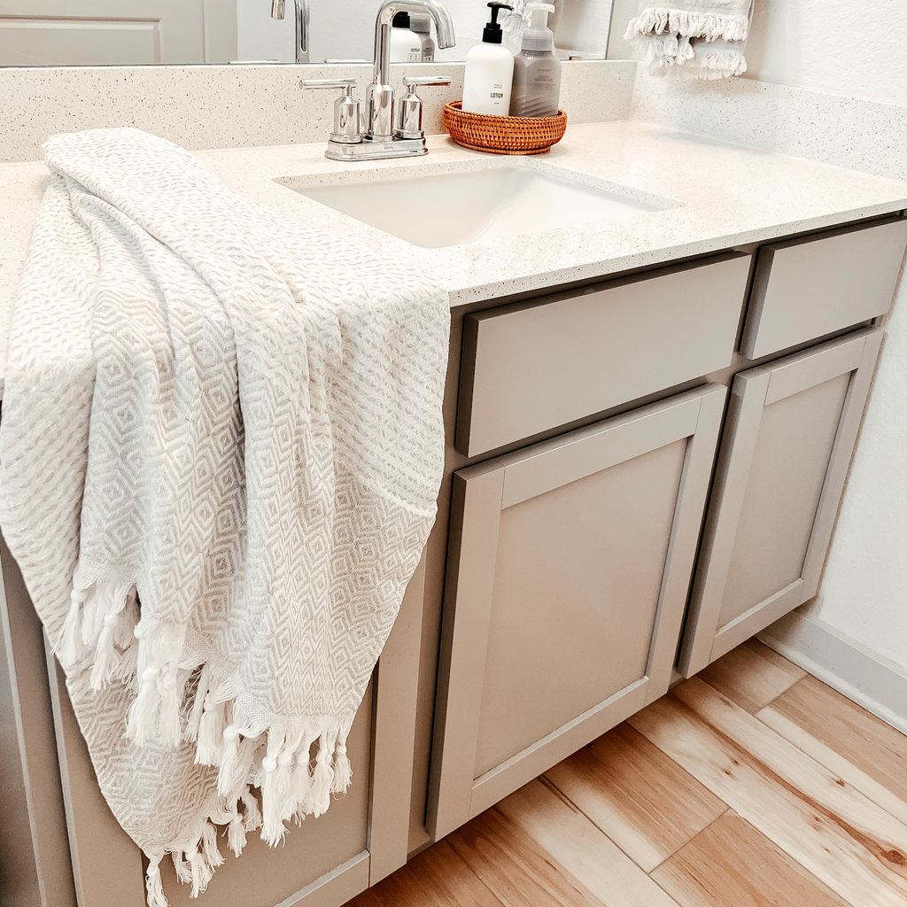 Azra Towel 200GSM | Towels | Wiccan Center