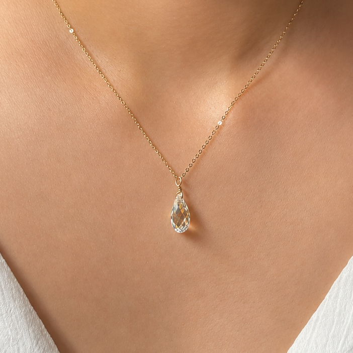 Swarovski Crystal Droplet Necklace with Swarovski Clasp