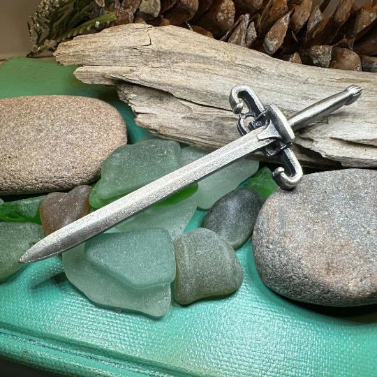 Wallace Sword Kilt Pin - Handmade in Scotland