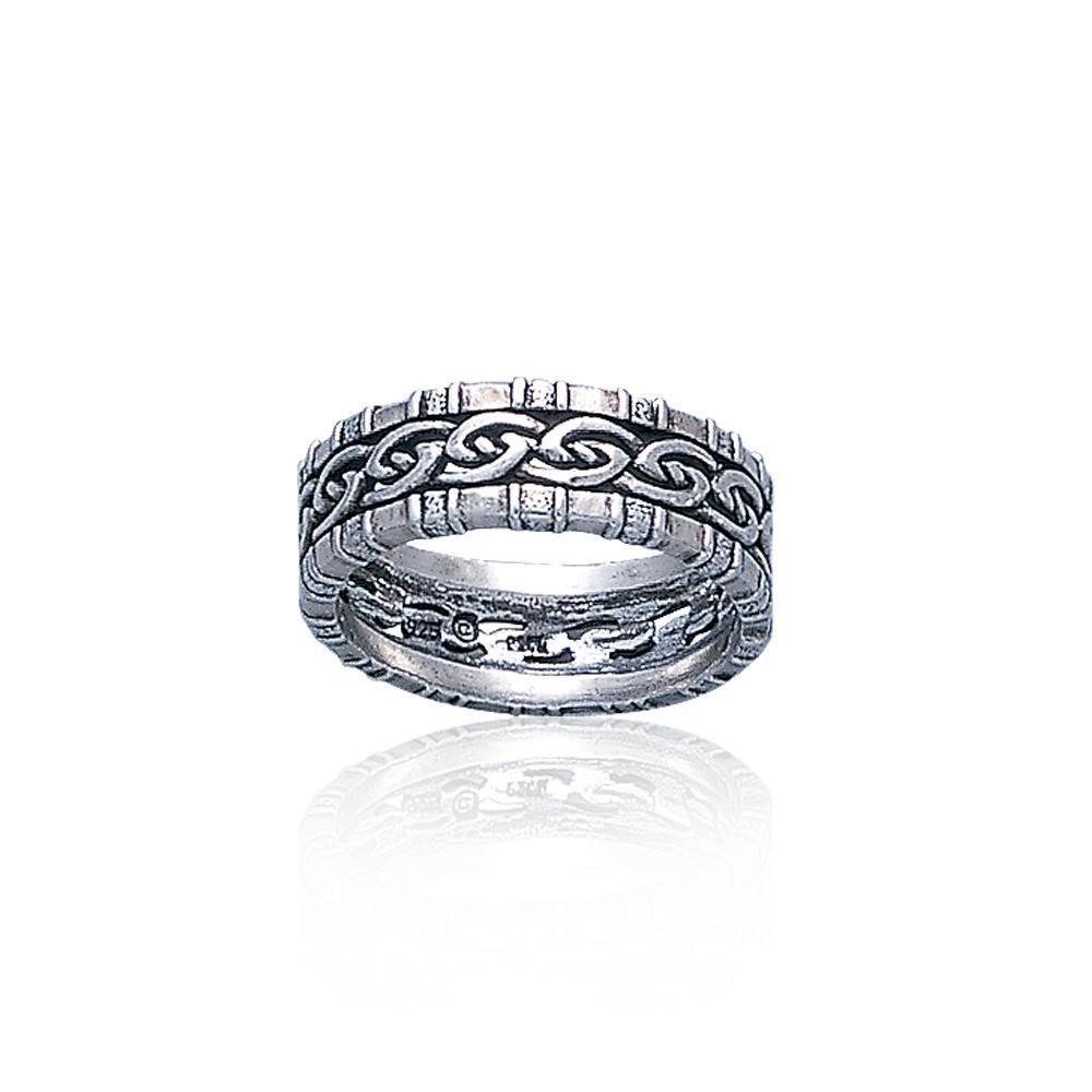 A Celtic symbol with no beginning and end ~ Knotwork Sterling Silver Ring TR3416