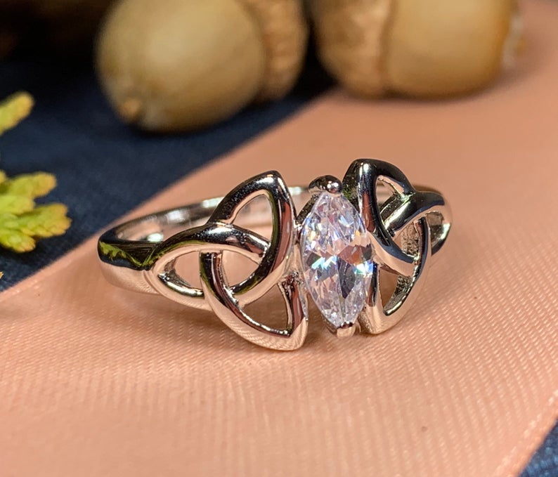 Topaz Trinity Knot Ring | Ring | Wiccan Center